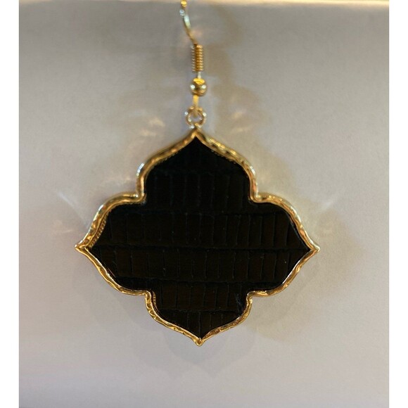 Earrings Quatrefoil Black & Gold Dangle Stylish Modern Boho Etched Sophisticated - Picture 2 of 6